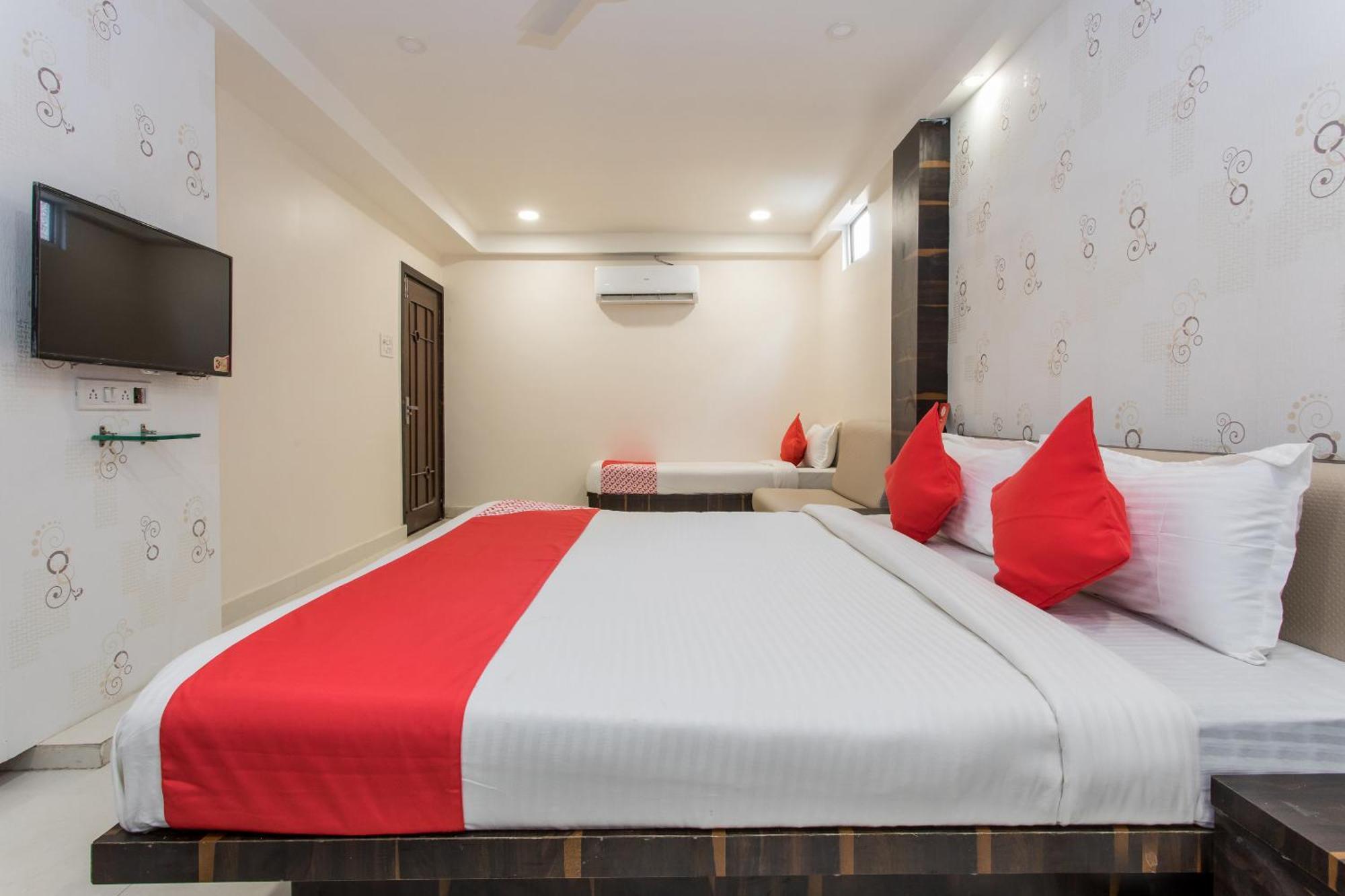 Hotel Galaxy Индаур Экстерьер фото