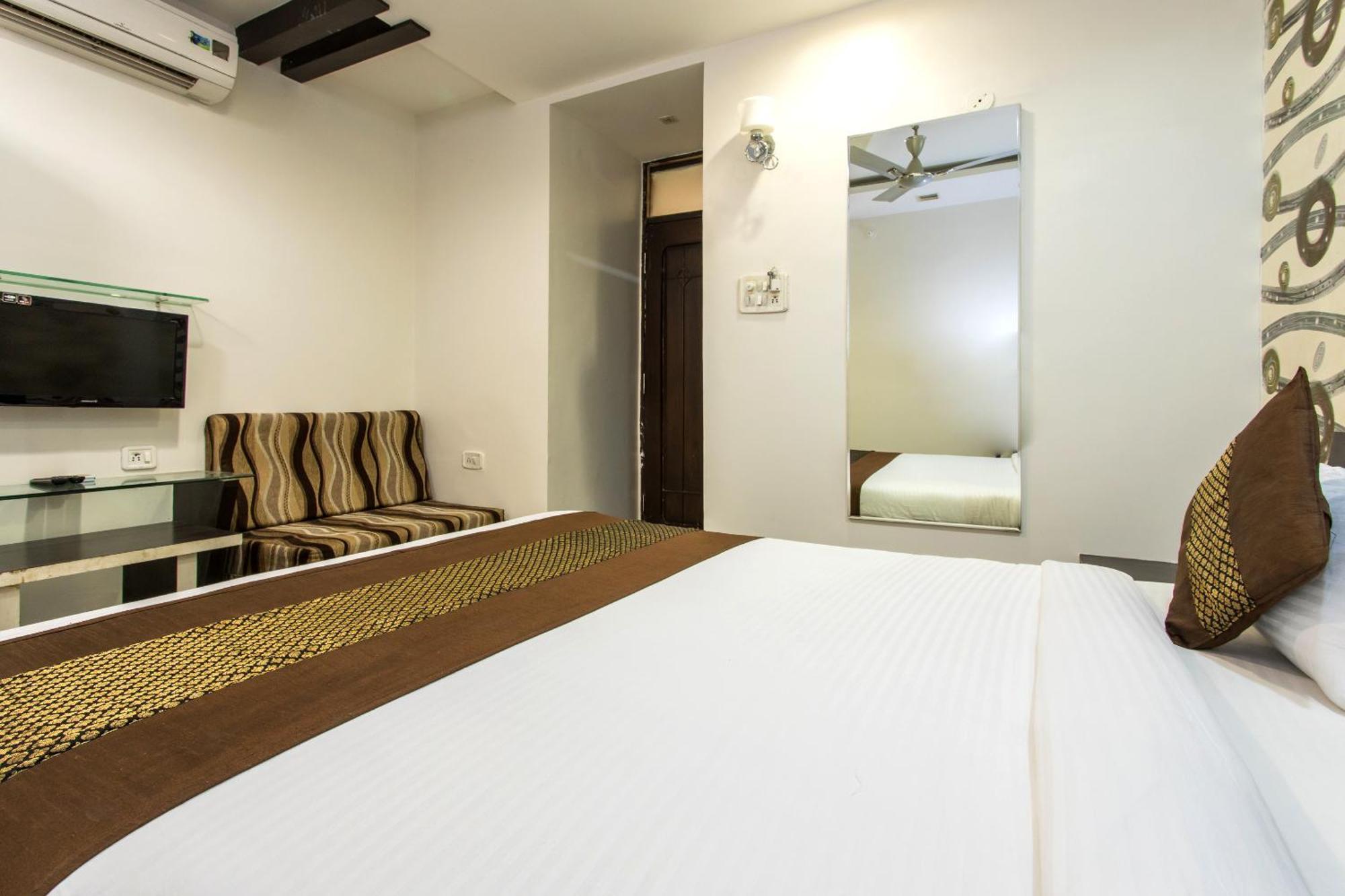 Hotel Galaxy Индаур Экстерьер фото